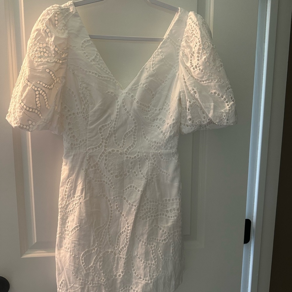 Lilly Pulitzer Elegant White Lace Dress